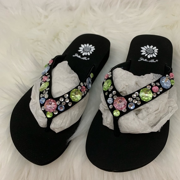 kids yellow box flip flops